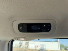 Used 2020  Chrysler Pacifica Limited FWD at Dime Down by Frank Leta near Bridgeton&comma; MO