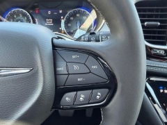 Used 2025  Chrysler Pacifica Limited FWD at Dime Down by Frank Leta near Bridgeton&comma; MO