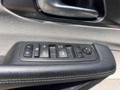 Used 2024  Chrysler Pacifica Touring L FWD at Dime Down by Frank Leta near Bridgeton&comma; MO