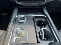 Used 2022  Ford Expedition Max Platinum 4x4 at Dime Down by Frank Leta near Bridgeton&comma; MO