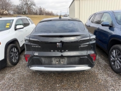 Used 2024  Buick Envista FWD 4dr Avenir at Dime Down by Frank Leta near Bridgeton&comma; MO