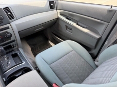 Used 2006  Jeep Grand Cherokee 4d SUV 2WD Laredo at Dime Down by Frank Leta near Bridgeton&comma; MO