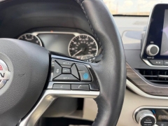 Used 2019  Nissan Altima 4d Sedan AWD 2&period;5L Platinum at Dime Down by Frank Leta near Bridgeton&comma; MO