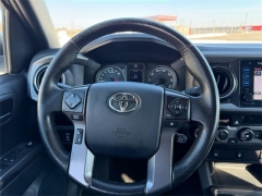 Used 2016  Toyota Tacoma 4WD Double Cab V6 AT TRD Sport &lpar;Natl&rpar; at Dime Down by Frank Leta near Bridgeton&comma; MO