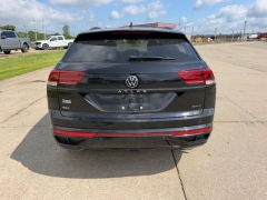Used 2023  Volkswagen Atlas Cross Sport 2&period;0T SEL R-Line Black 4MOTION at Dime Down by Frank Leta near Bridgeton&comma; MO