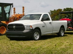  2022 Ram 1500 Classic Tradesman 4x4 Quad Cab 6'4