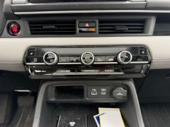 Used 2025  Honda Pilot Touring AWD at Dime Down by Frank Leta near Bridgeton&comma; MO
