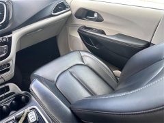 Used 2023 Chrysler Pacifica Touring L FWD at Dime Down by Frank Leta near Bridgeton, MO