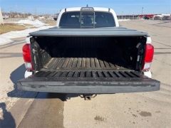 Used 2016  Toyota Tacoma 4WD Double Cab V6 AT TRD Sport &lpar;Natl&rpar; at Dime Down by Frank Leta near Bridgeton&comma; MO