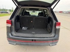 Used 2021  Volkswagen Atlas 3&period;6L V6 SE w&sol;Technology FWD &ast;Ltd Avail&ast; at Dime Down by Frank Leta near Bridgeton&comma; MO