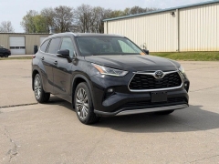  2021 Toyota Highlander Platinum AWD at Dime Down by Frank Leta near Bridgeton, MO