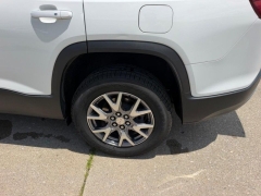 Used 2021  GMC Acadia FWD 4dr SLT at Dime Down by Frank Leta near Bridgeton&comma; MO