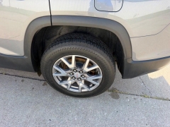 Used 2021  GMC Acadia FWD 4dr SLT at Dime Down by Frank Leta near Bridgeton&comma; MO