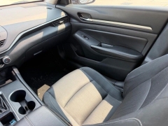 Used 2022  Nissan Altima 2&period;5 SV Sedan at Dime Down by Frank Leta near Bridgeton&comma; MO
