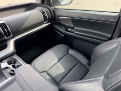 Used 2025  Ford Expedition Platinum 4x4 at Dime Down by Frank Leta near Bridgeton&comma; MO