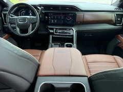 Used 2024  GMC Sierra 3500HD 4WD Crew Cab 159" Denali Ultimate at Dime Down by Frank Leta near Bridgeton&comma; MO