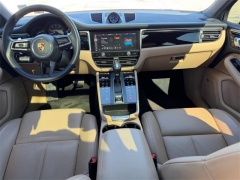 Used 2022  Porsche Macan AWD at Dime Down by Frank Leta near Bridgeton&comma; MO