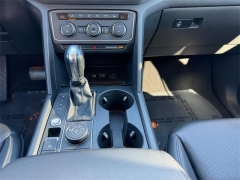 Used 2018  Volkswagen Atlas 3&period;6L V6 SE w&sol;Technology 4MOTION at Dime Down by Frank Leta near Bridgeton&comma; MO