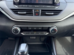 Used 2023  Nissan Altima 2&period;5 SR Sedan at Dime Down by Frank Leta near Bridgeton&comma; MO