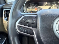 Used 2019  Jeep Cherokee 4d SUV 4WD Overland 3&period;2L at Dime Down by Frank Leta near Bridgeton&comma; MO