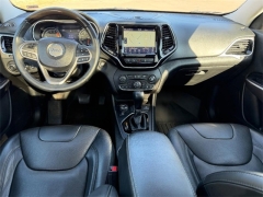 Used 2019  Jeep Cherokee 4d SUV 4WD Overland 3&period;2L at Dime Down by Frank Leta near Bridgeton&comma; MO