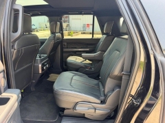 Used 2022  Ford Expedition Max Platinum 4x4 at Dime Down by Frank Leta near Bridgeton&comma; MO