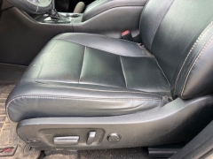Used 2019  Toyota Highlander XLE V6 FWD &lpar;Natl&rpar; at Dime Down by Frank Leta near Bridgeton&comma; MO