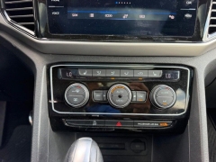 Used 2023  Volkswagen Atlas Cross Sport 2&period;0T SEL R-Line Black 4MOTION at Dime Down by Frank Leta near Bridgeton&comma; MO