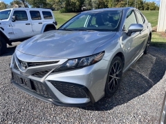  2021 Toyota Camry SE Auto (Natl) at Dime Down by Frank Leta near Bridgeton, MO