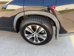 Used 2021  Toyota Highlander XLE AWD at Dime Down by Frank Leta near Bridgeton&comma; MO