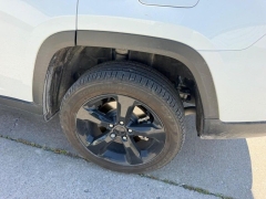 Used 2024  Jeep Grand Cherokee L Limited 4x4 at Dime Down by Frank Leta near Bridgeton&comma; MO