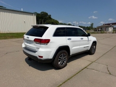 Used 2021  Jeep Grand Cherokee Limited 4x4 at Dime Down by Frank Leta near Bridgeton&comma; MO