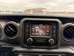 Used 2019  Jeep Wrangler Unlimited Sport S 4x4 at Dime Down by Frank Leta near Bridgeton&comma; MO