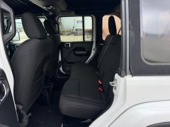 Used 2019  Jeep Wrangler Unlimited Sport S 4x4 at Dime Down by Frank Leta near Bridgeton&comma; MO