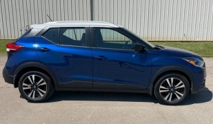 Used 2020  Nissan Kicks SV FWD at Dime Down by Frank Leta near Bridgeton&comma; MO