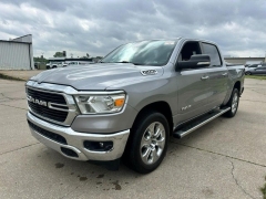 Used 2020  Ram 1500 Big Horn 4x4 Crew Cab 5'7" Box at Dime Down by Frank Leta near Bridgeton&comma; MO
