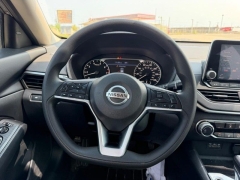 Used 2022  Nissan Altima 2&period;5 SV Sedan at Dime Down by Frank Leta near Bridgeton&comma; MO