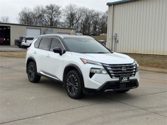  2024 Nissan Rogue AWD Platinum at Dime Down by Frank Leta near Bridgeton, MO