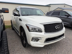 Used 2017  INFINITI QX80 AWD Limited at Dime Down by Frank Leta near Bridgeton&comma; MO