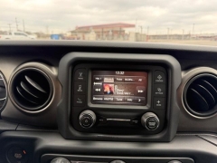 Used 2019  Jeep Wrangler Unlimited Sport S 4x4 at Dime Down by Frank Leta near Bridgeton&comma; MO