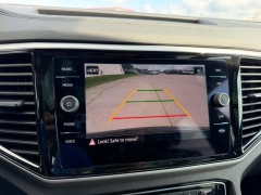 Used 2023  Volkswagen Atlas Cross Sport 2&period;0T SEL R-Line Black 4MOTION at Dime Down by Frank Leta near Bridgeton&comma; MO