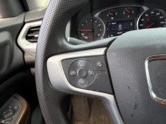 Used 2022  GMC Acadia FWD 4dr SLE at Dime Down by Frank Leta near Bridgeton&comma; MO