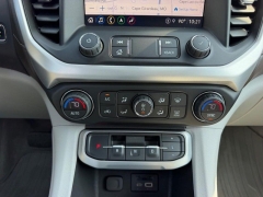 Used 2021  GMC Acadia FWD 4dr SLT at Dime Down by Frank Leta near Bridgeton&comma; MO
