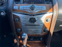 Used 2017  INFINITI QX80 AWD Limited at Dime Down by Frank Leta near Bridgeton&comma; MO