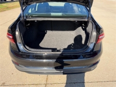 Used 2024  Volkswagen Jetta SE Auto at Dime Down by Frank Leta near Bridgeton&comma; MO