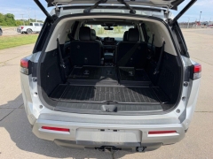 Used 2023  Nissan Pathfinder Platinum 4WD at Dime Down by Frank Leta near Bridgeton&comma; MO