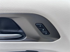 Used 2022 Chrysler Pacifica Touring L FWD at Dime Down by Frank Leta near Bridgeton, MO