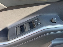 Used 2021  Toyota Highlander XLE AWD at Dime Down by Frank Leta near Bridgeton&comma; MO