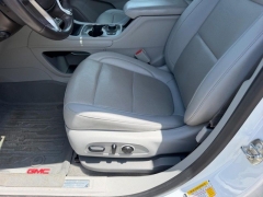 Used 2021  GMC Acadia FWD 4dr SLT at Dime Down by Frank Leta near Bridgeton&comma; MO