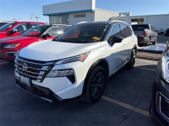  2024 Nissan Rogue AWD Platinum at Dime Down by Frank Leta near Bridgeton, MO